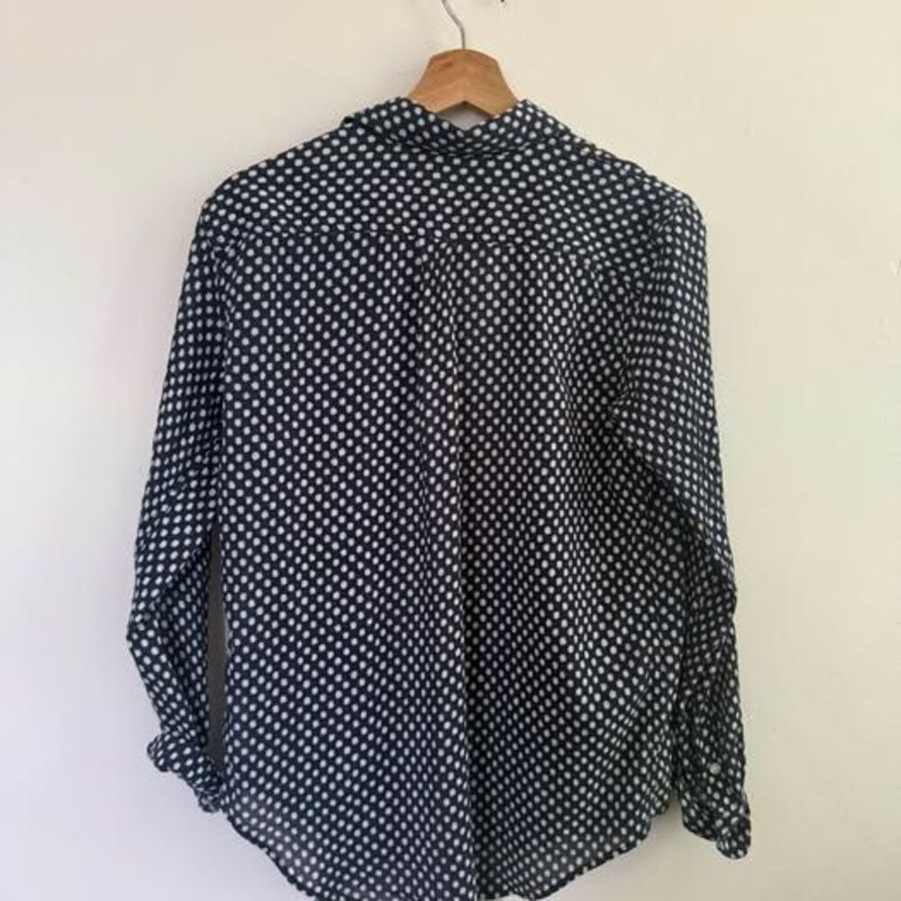 Chaps Cotton Polka Dot Button Down Shirt - Medium - Picture 4 of 6